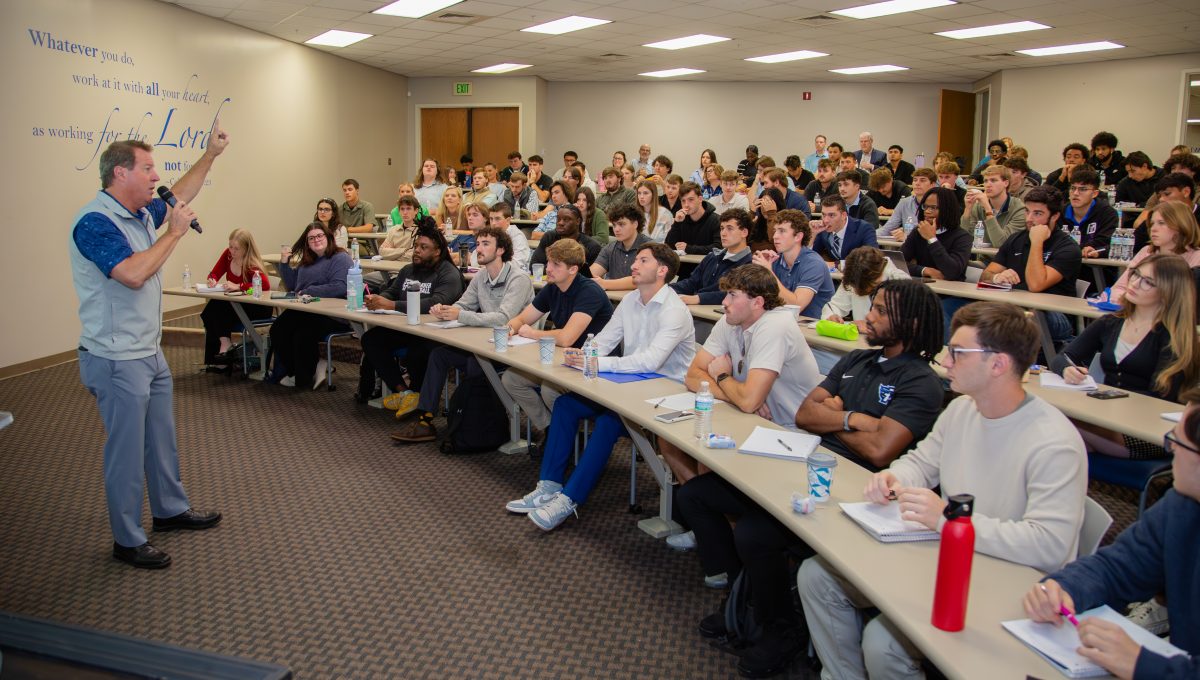 Al Crosby speaks at the 2025 Ethics Institute.