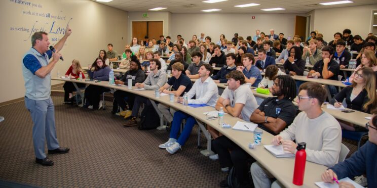Al Crosby speaks at the 2025 Ethics Institute.