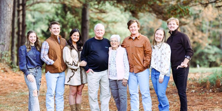 Billy and Kay Hilyer, center are surrounded by their grandchildren.