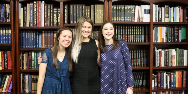 l-r Tracy Clark, Emma Revels and Madelyn Furlong.